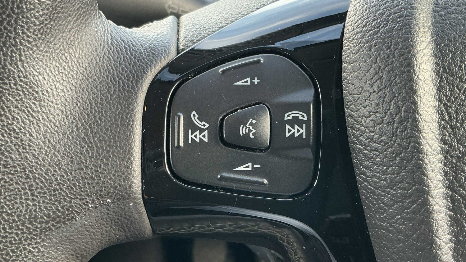 Used Ford Ka+ for sale - 77858266: Photo 15