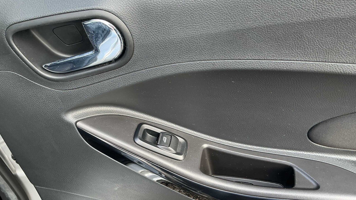 Used Ford Ka+ for sale - 77858266: Photo 24