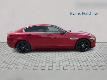 Used Jaguar XE 2015 for sale - 79306452: Photo