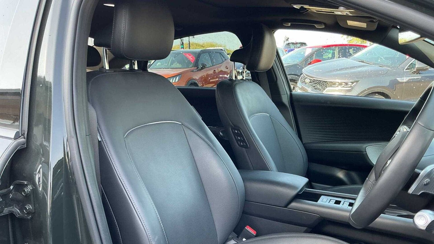 Used Hyundai IONIQ 6 2024 for sale - 77857798: Photo 14