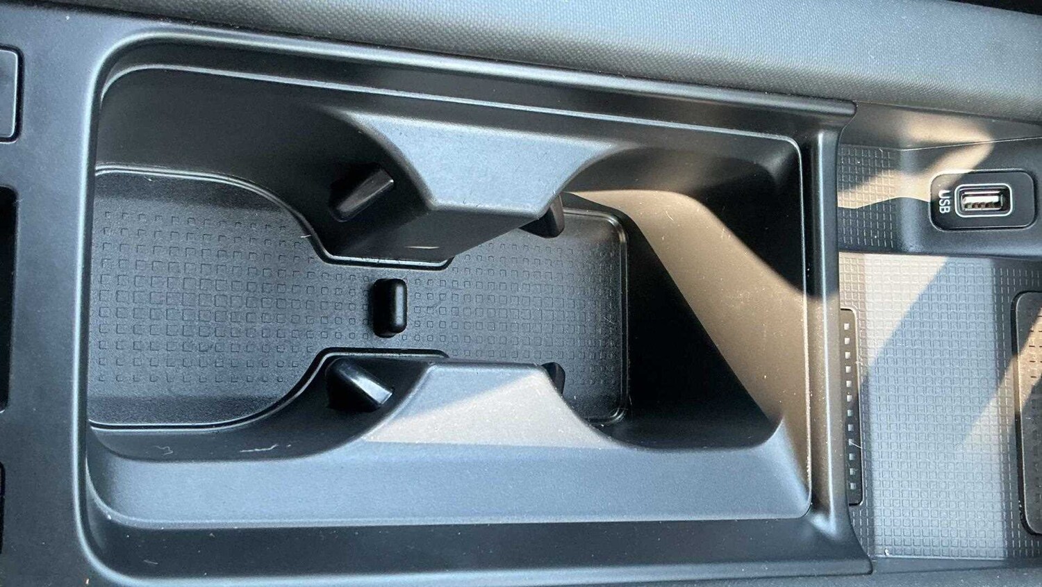 Used Hyundai IONIQ 6 2024 for sale - 77857798: Photo 31