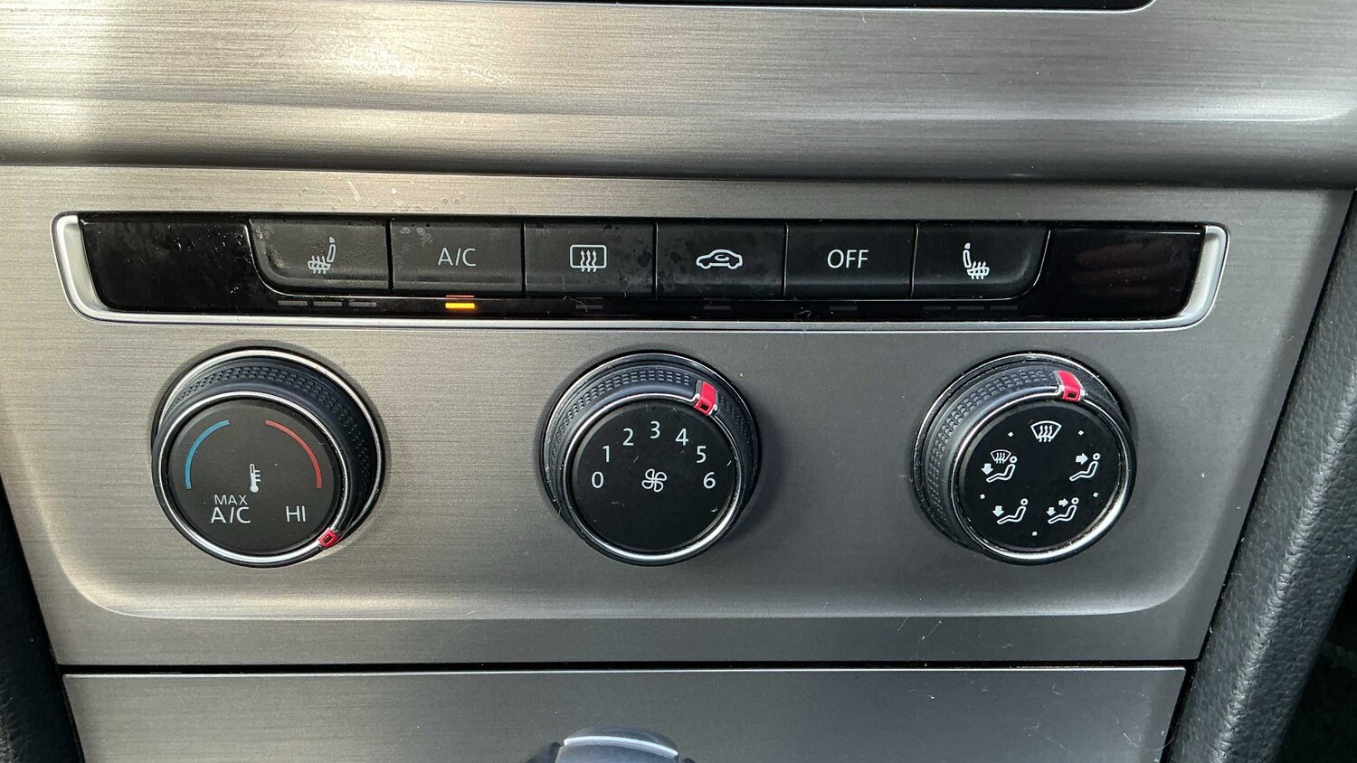 Used Volkswagen Golf for sale - 77859665: Photo 27