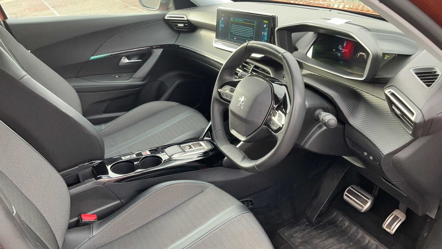 Used Peugeot 2008 for sale - 77856814: Photo 8