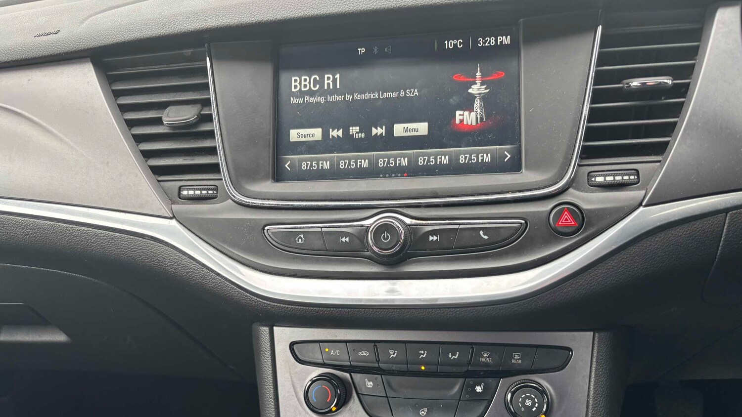 Used Vauxhall Astra 2016 for sale - 77859020: Photo 9