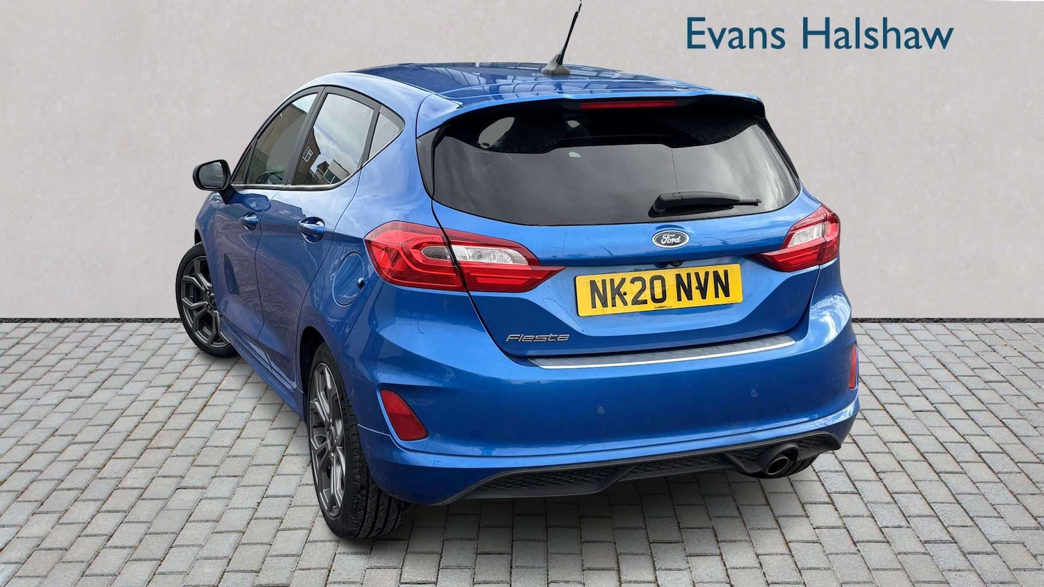 Used Ford Fiesta for sale - 77860813: Photo 2