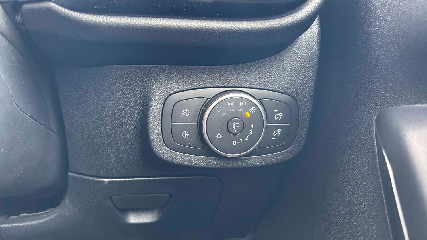 Used Ford Fiesta for sale - 77860813: Photo 21