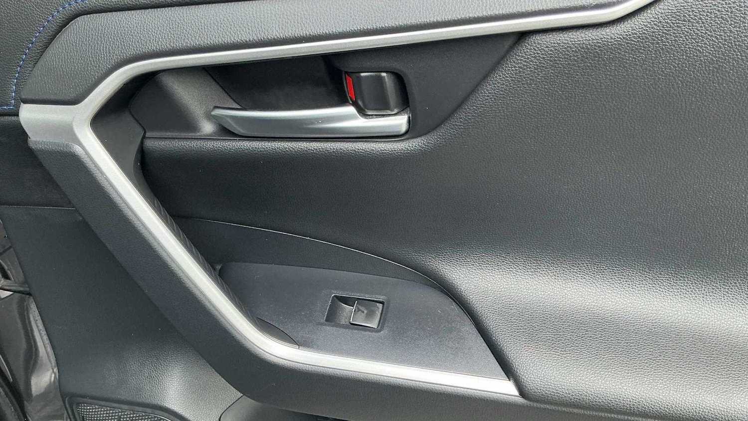 Used Toyota RAV4 2019 for sale - 78060269: Photo 35