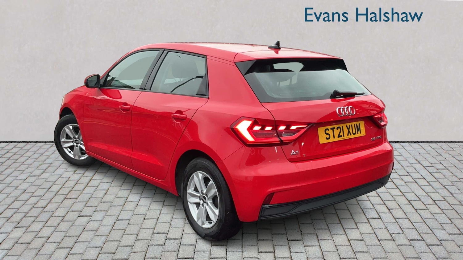 Used Audi A1 for sale - 77858276: Photo 2