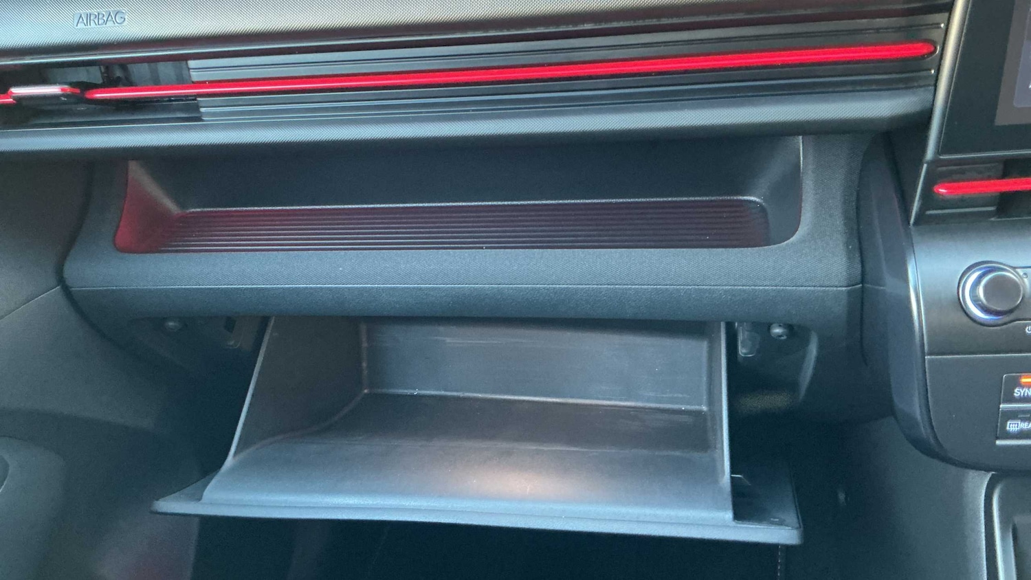 Used Hyundai KONA 2025 for sale - 77857209: Photo 32