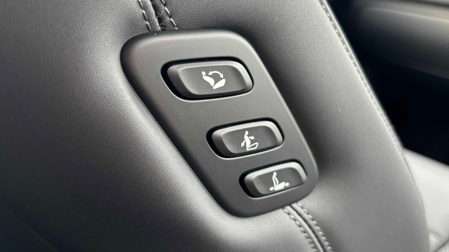 Used Genesis GV60 for sale - 78188070: Photo 13