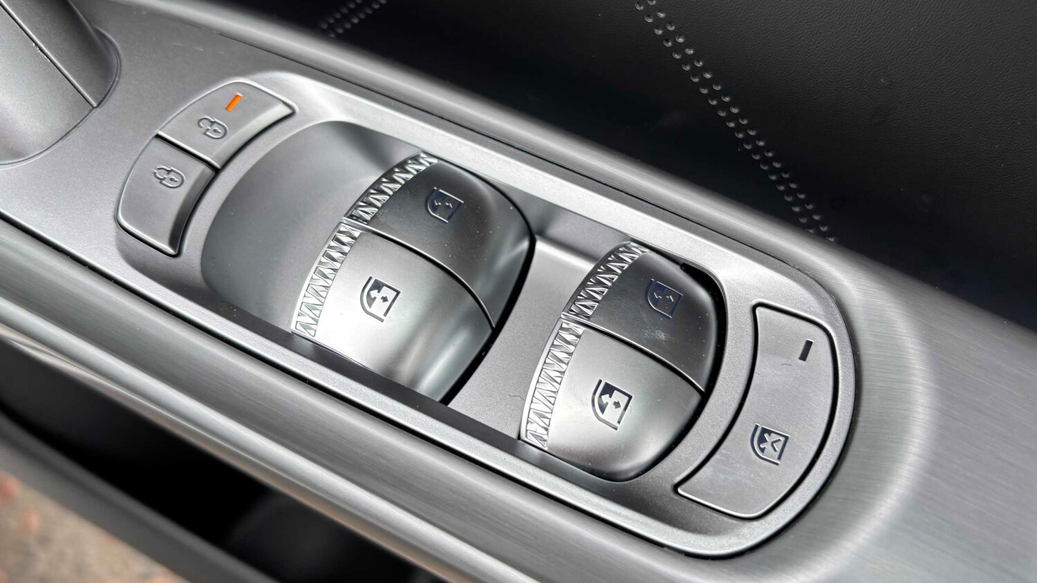 Used Genesis GV60 for sale - 78188070: Photo 15