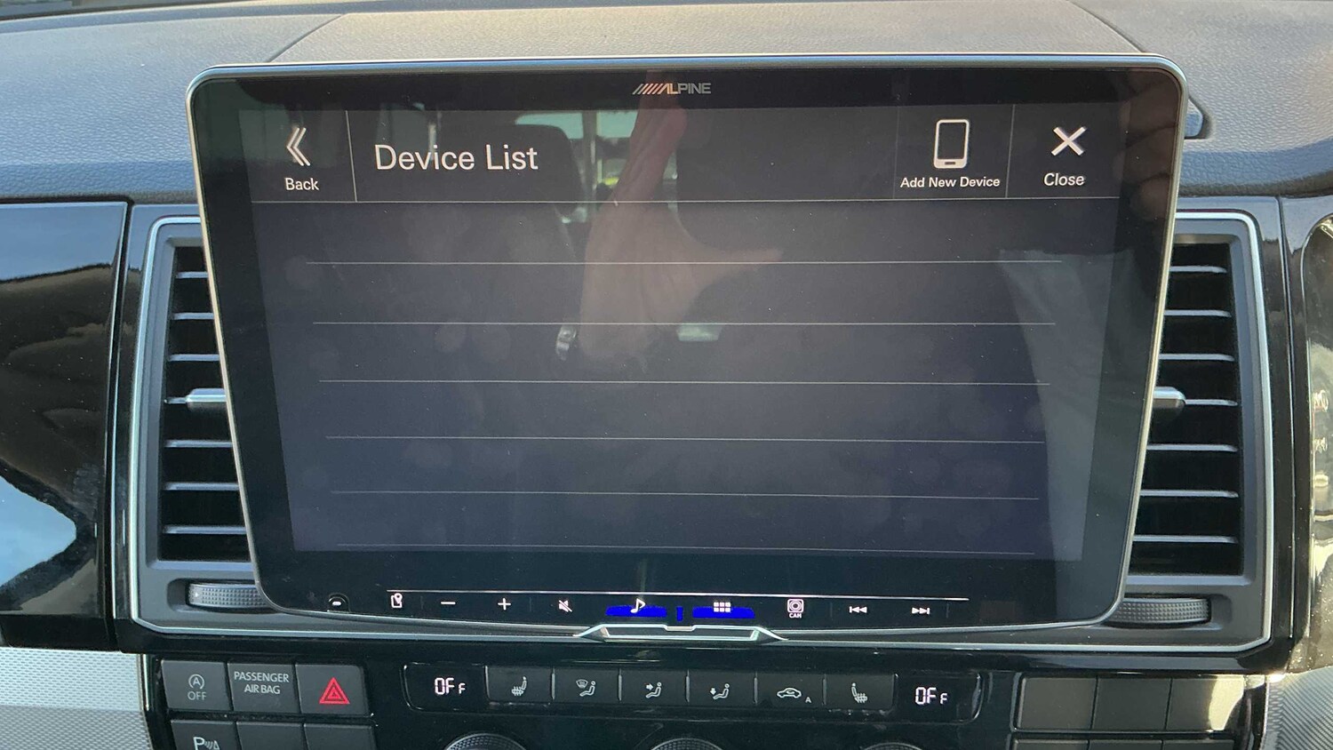 Used Volkswagen Caravelle 2018 for sale - 77857700: Photo 22