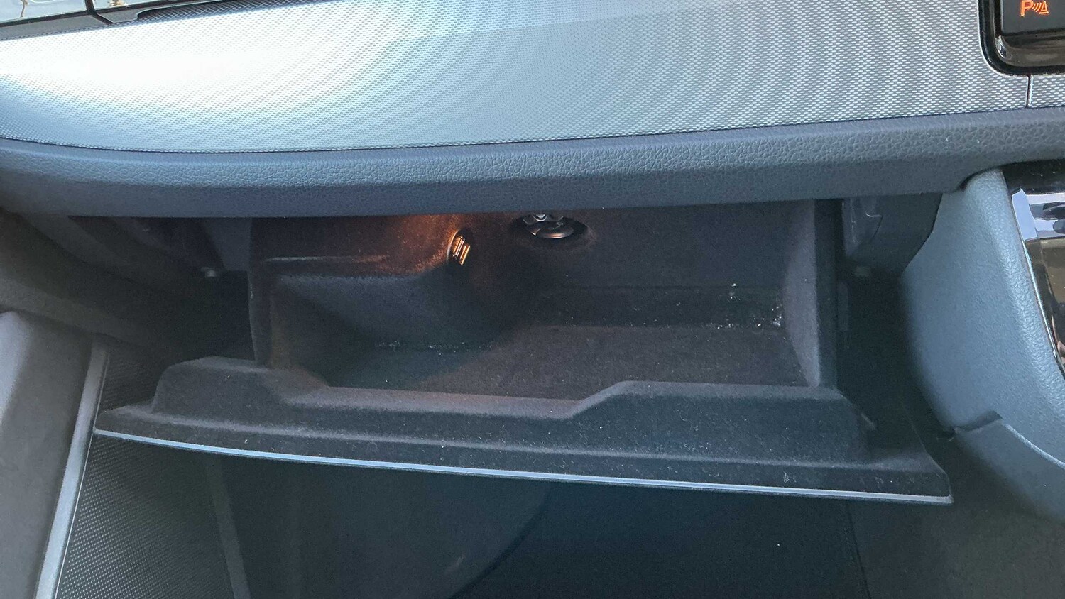 Used Volkswagen Caravelle 2018 for sale - 77857700: Photo 26