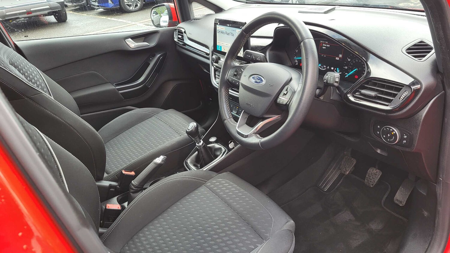 Used Ford Fiesta 2017 for sale - 77857881: Photo 11