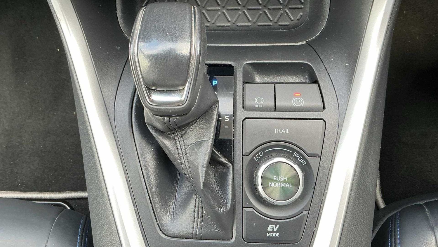 Used Toyota RAV4 2019 for sale - 78173701: Photo 27