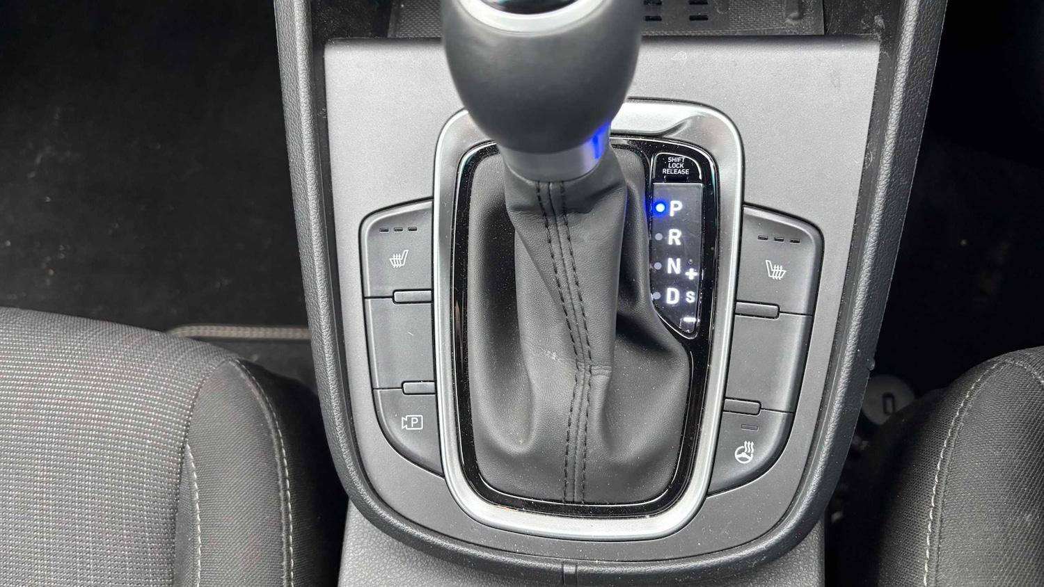 Used Hyundai KONA 2023 for sale - 77983304: Photo 12