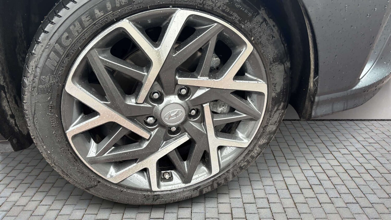 Used Hyundai KONA 2023 for sale - 77857273: Photo 6