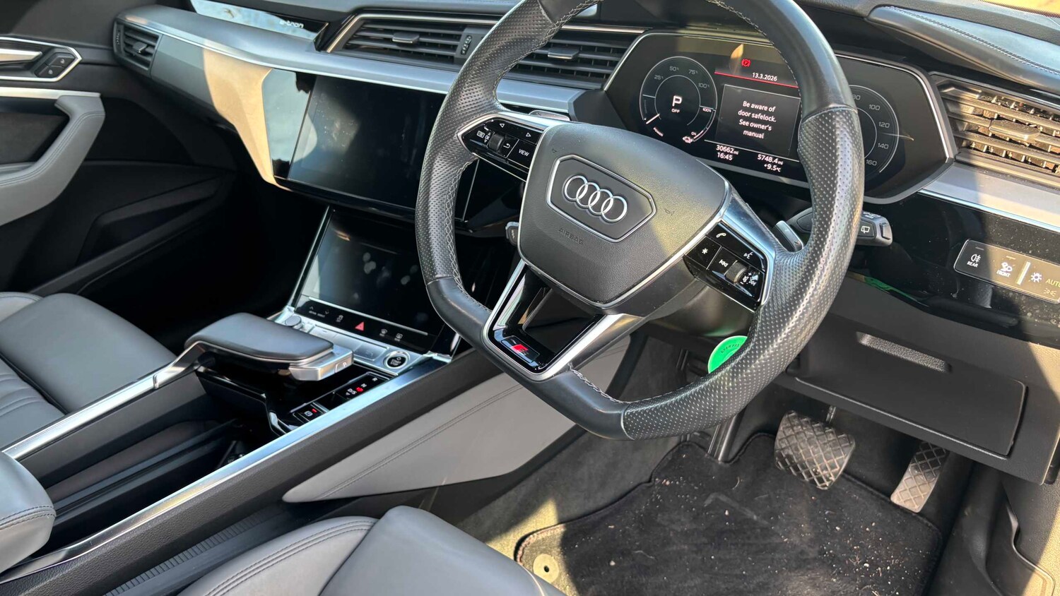 Used Audi e-tron for sale - 78089999: Photo 8