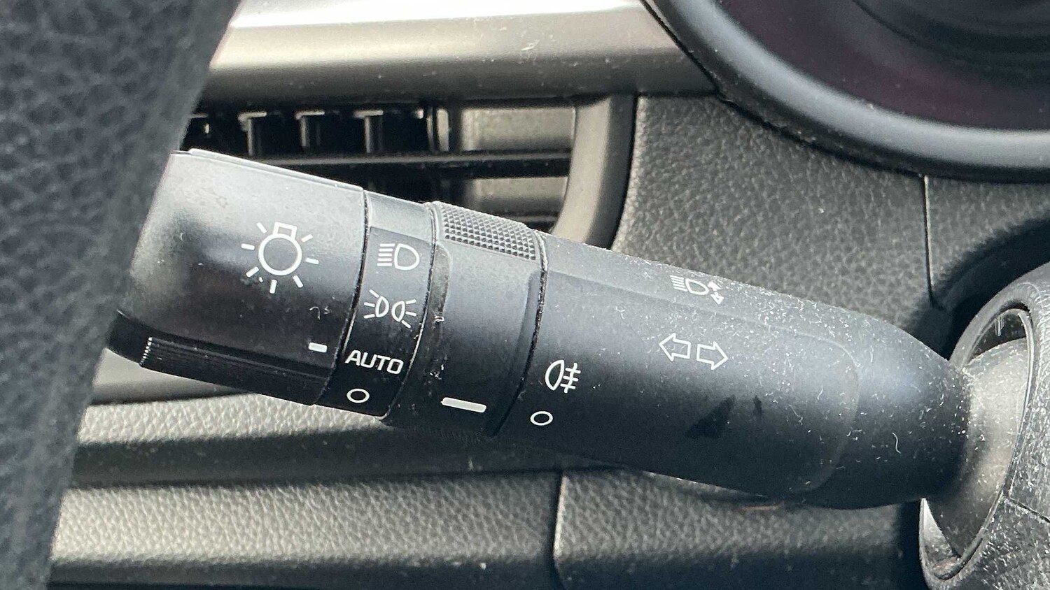 Used Kia Picanto 2018 for sale - 77859640: Photo 15