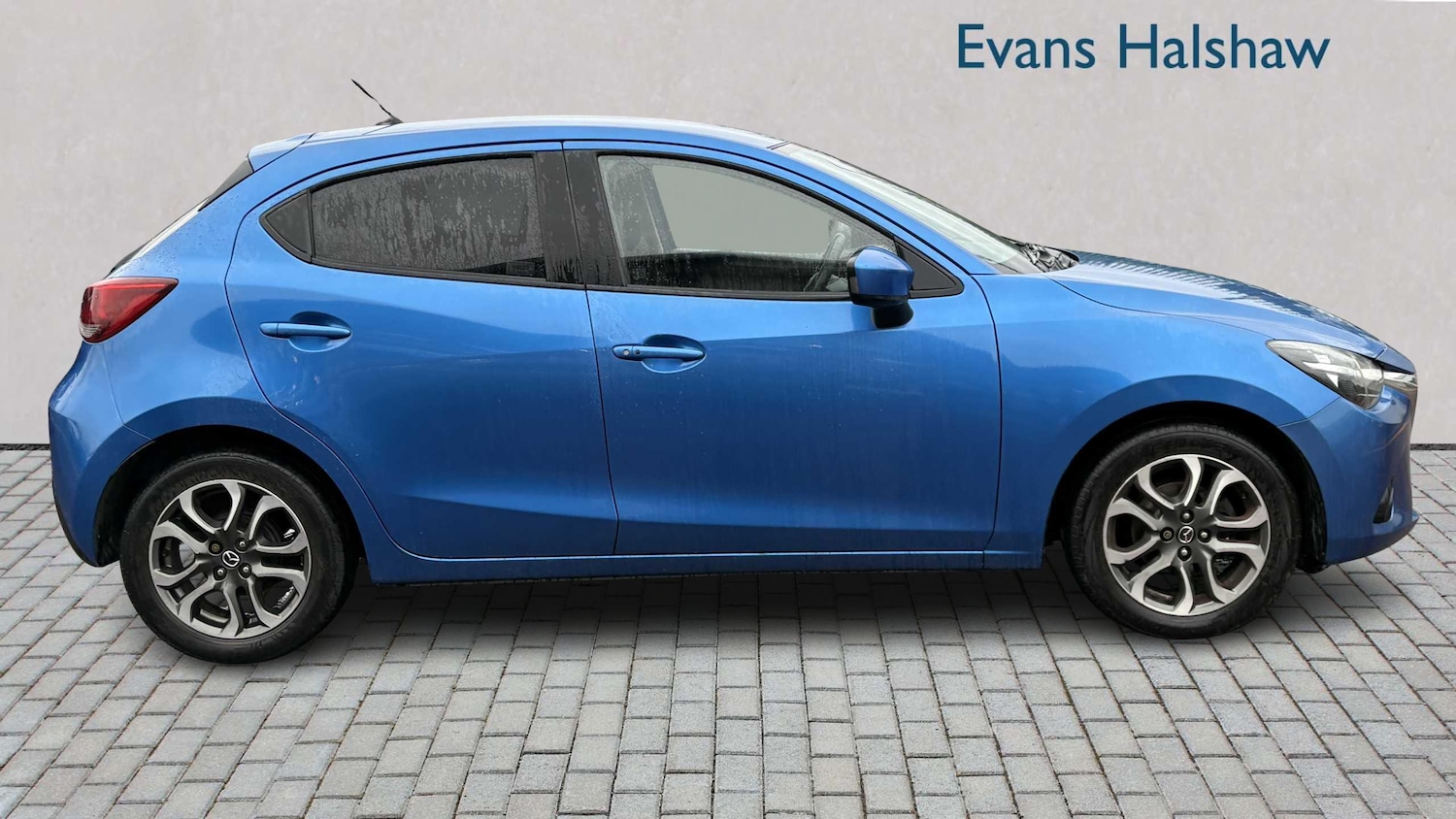 Used Mazda Mazda2 for sale - 77858217: Photo 3