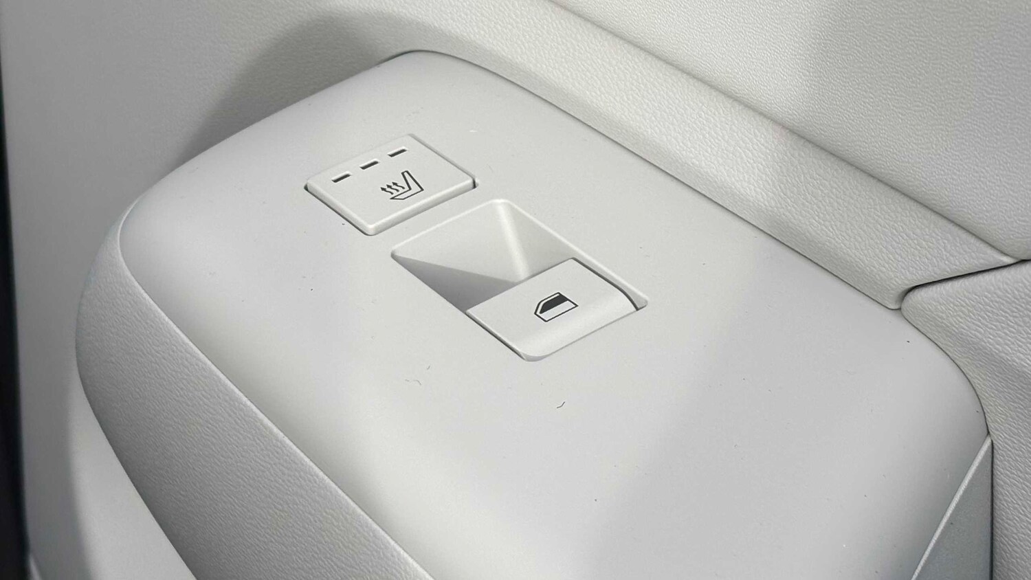 Used Hyundai KONA 2025 for sale - 77856631: Photo 28