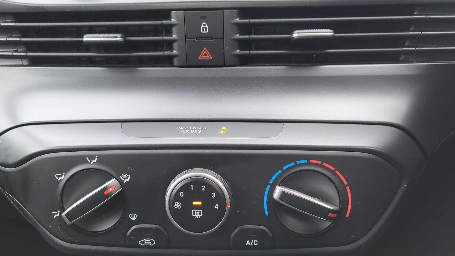 Used Hyundai i20 for sale - 77860749: Photo 27