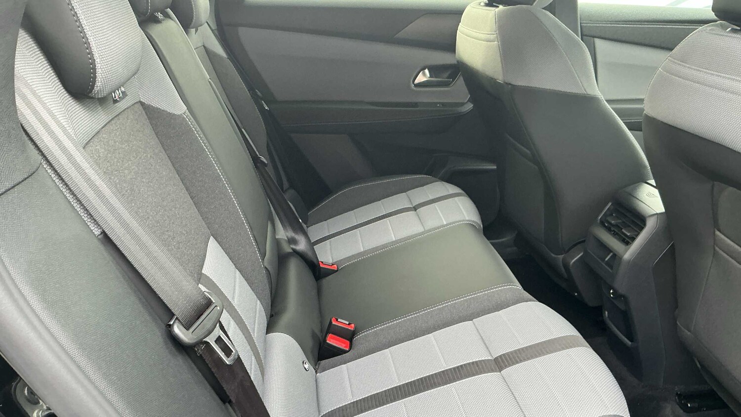 Used Vauxhall Grandland 2025 for sale - 77859455: Photo 28