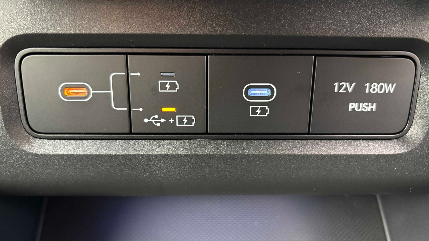 Used Hyundai TUCSON for sale - 77860831: Photo 33