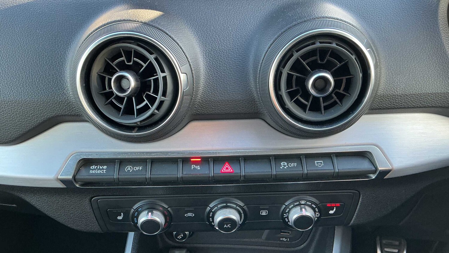 Used Audi Q2 2020 for sale - 77857413: Photo 20