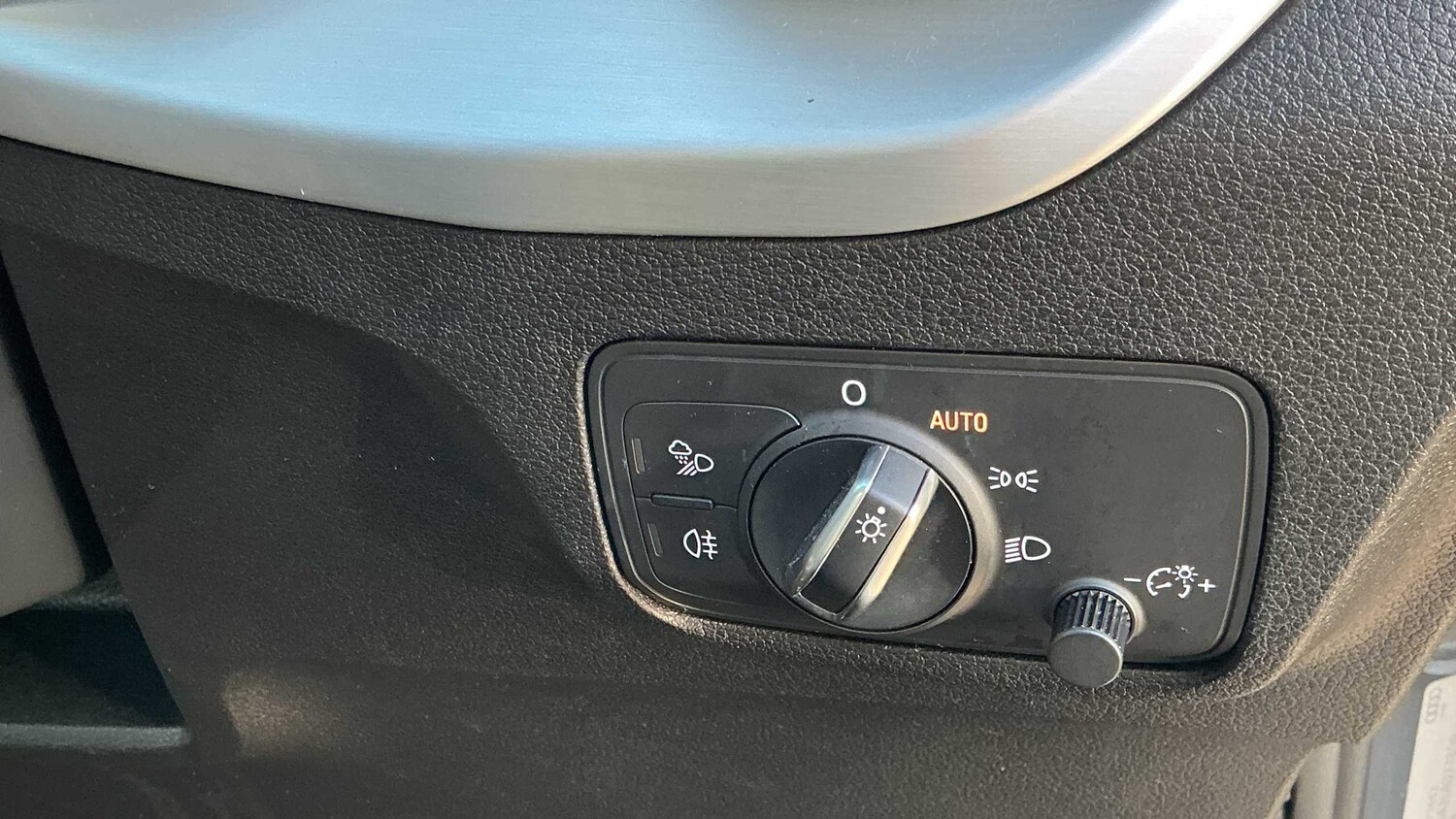 Used Audi Q2 2020 for sale - 77857413: Photo 9