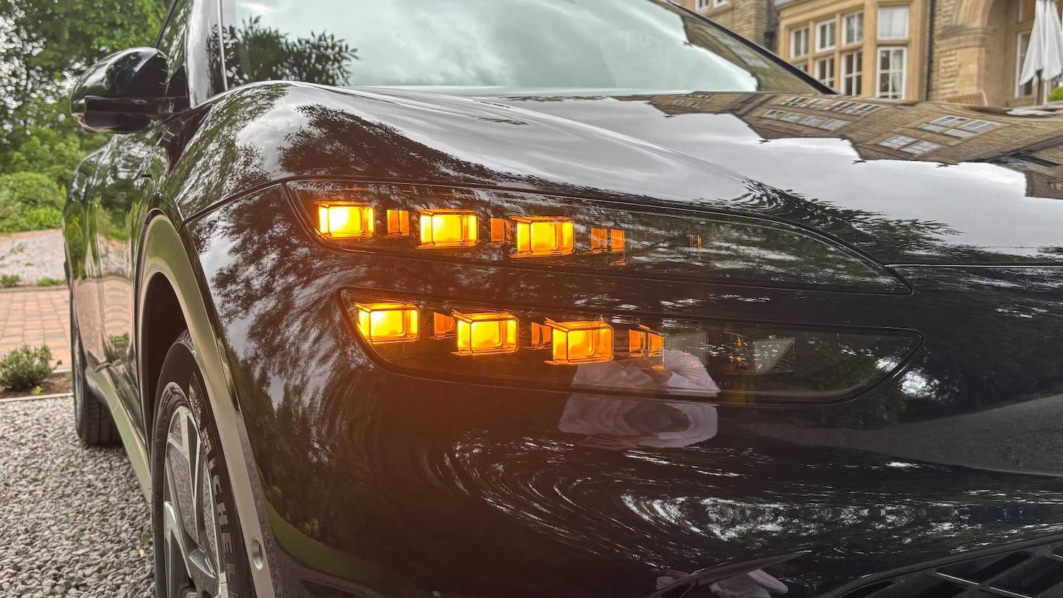 Used Genesis GV60 2025 for sale - 77928595: Photo 10