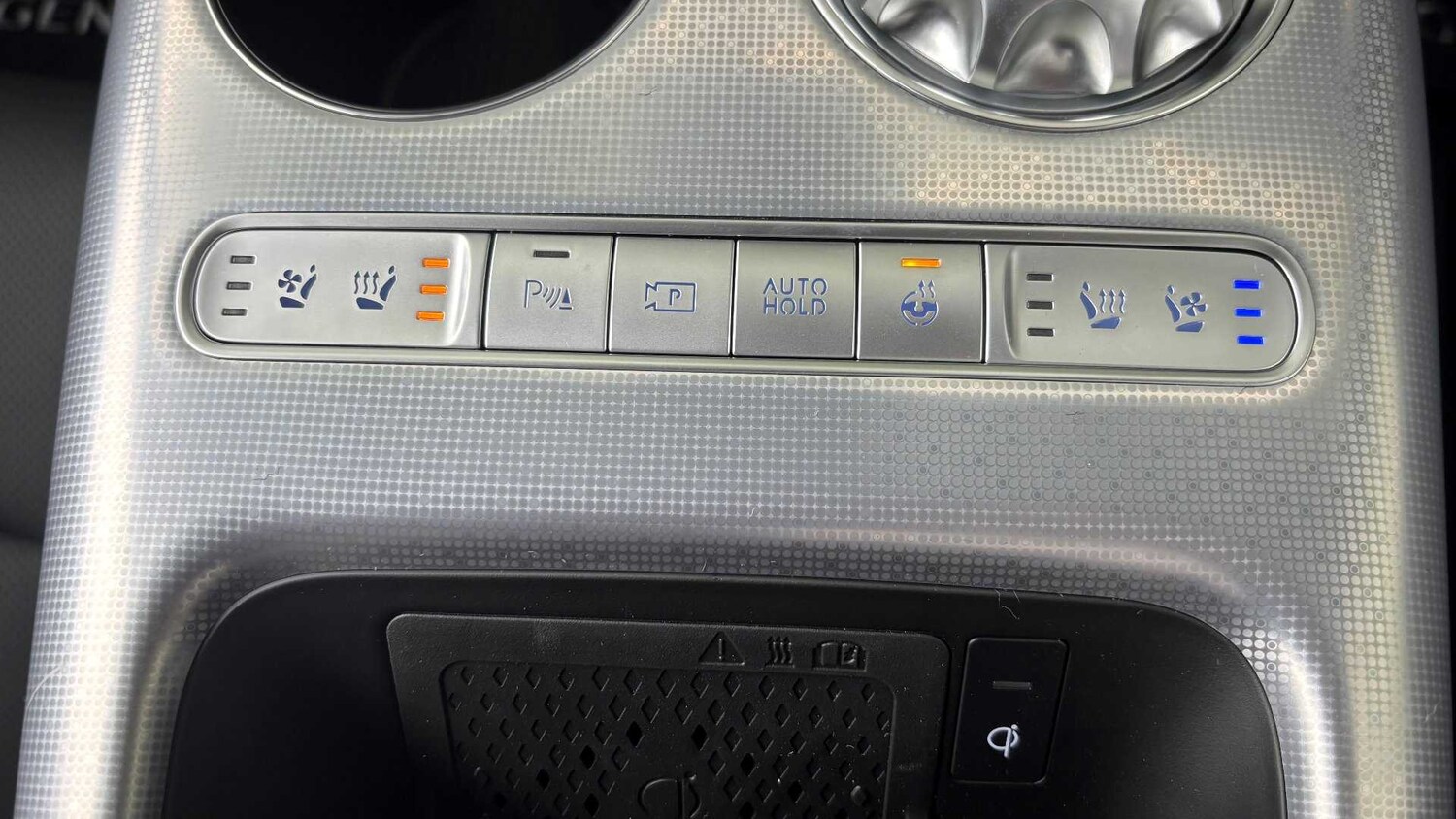 Used Genesis GV60 2025 for sale - 77928595: Photo 26