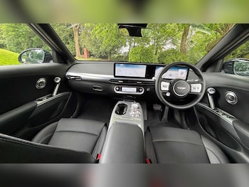 Used Genesis GV60 2025 for sale - 77928595: Photo