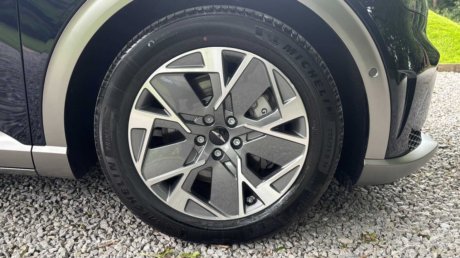 Used Genesis GV60 2025 for sale - 77928595: Photo 4