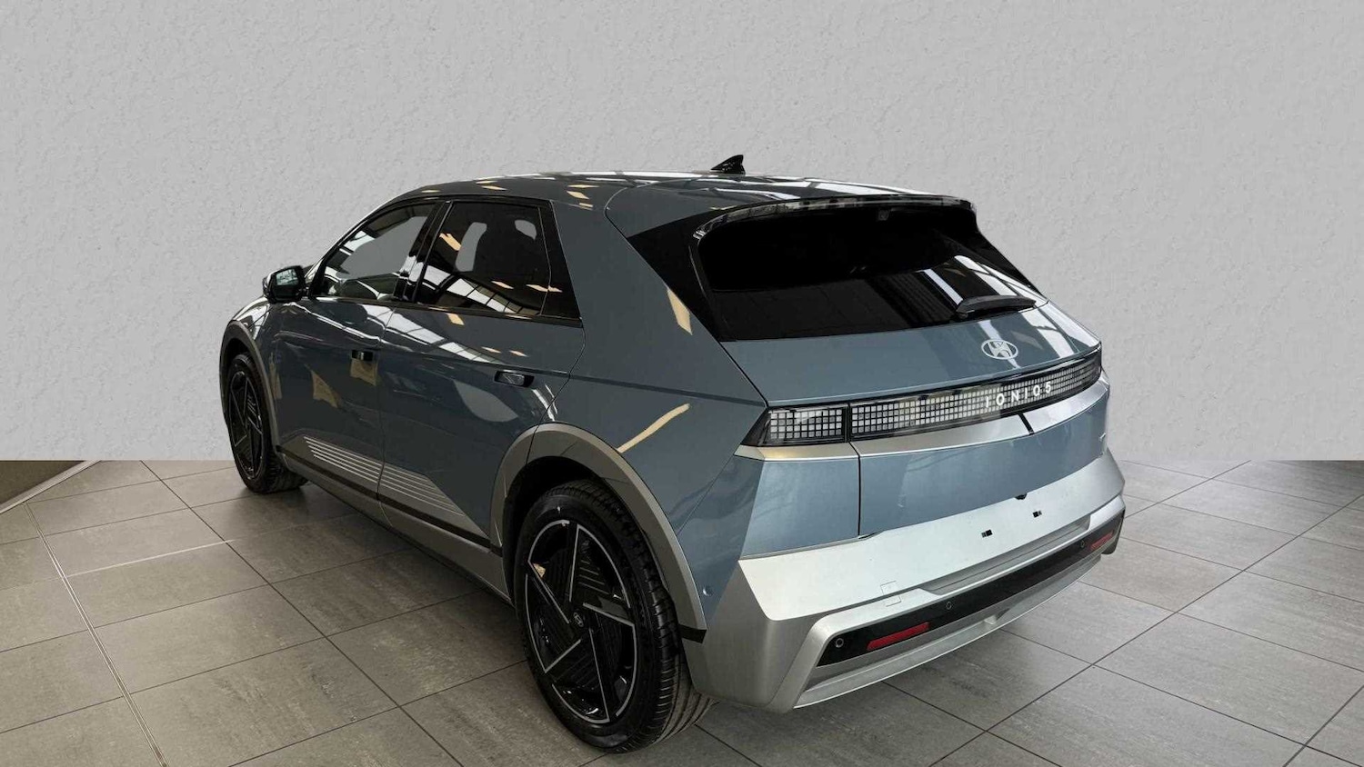 Used Hyundai IONIQ 5 2025 for sale - 77856778: Photo 2