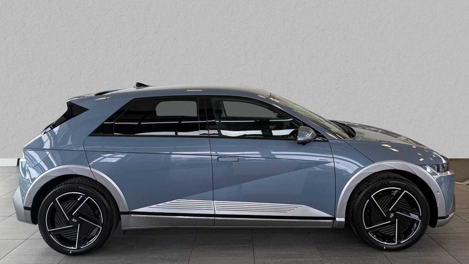 Used Hyundai IONIQ 5 2025 for sale - 77856778: Photo 4