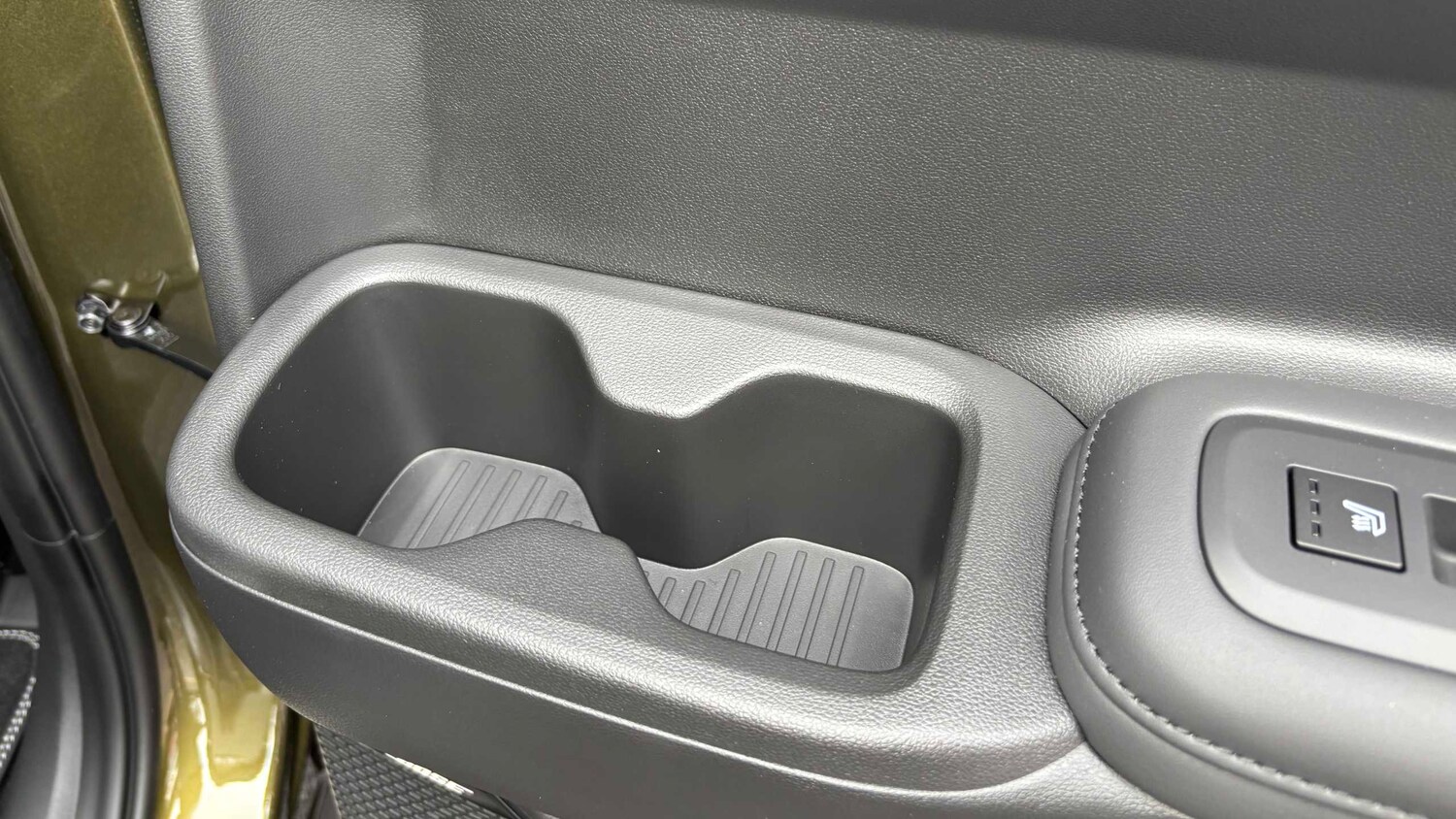 Used Hyundai Santa Fe for sale - 77858260: Photo 18