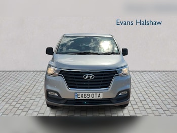 Used Hyundai i800 2019 for sale - 79096119: Photo