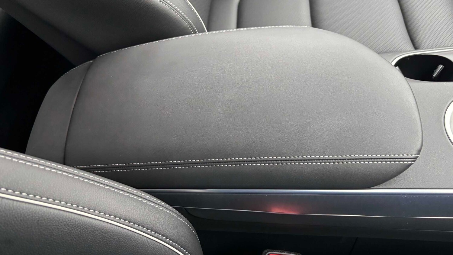 Used Genesis GV70 2026 for sale - 77856450: Photo 29