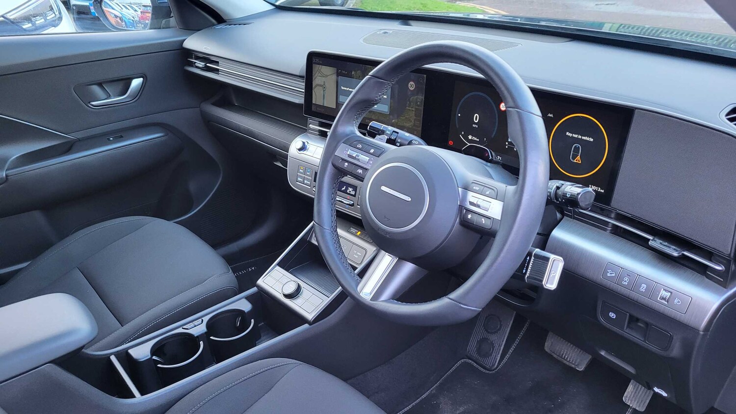 Used Hyundai KONA 2023 for sale - 77857827: Photo 11