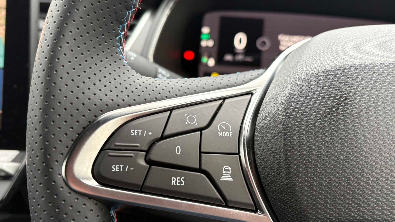 Used Renault Captur for sale - 77861810: Photo 11