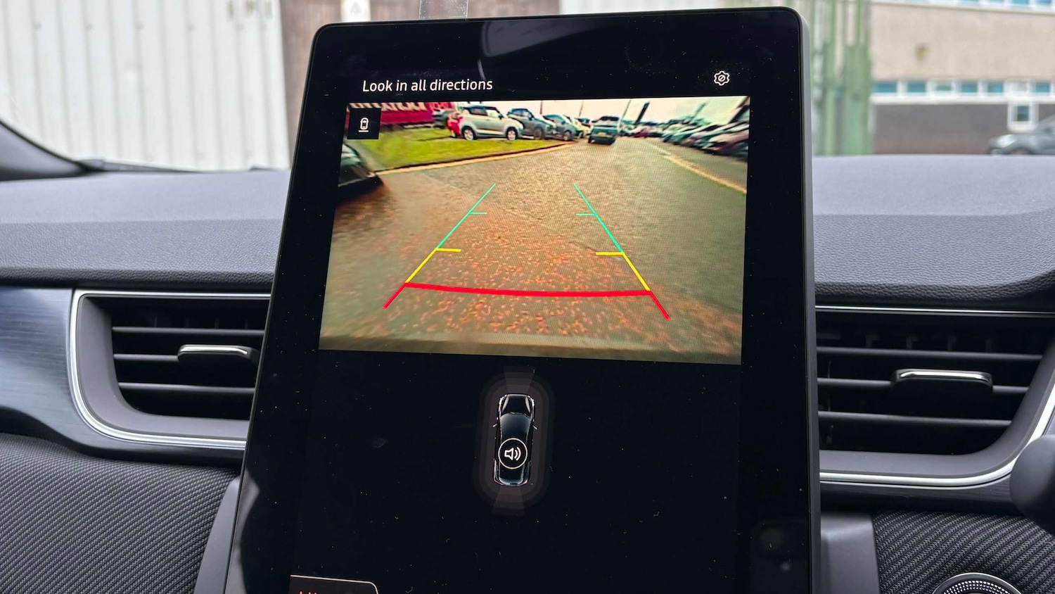 Used Renault Captur for sale - 77861810: Photo 16