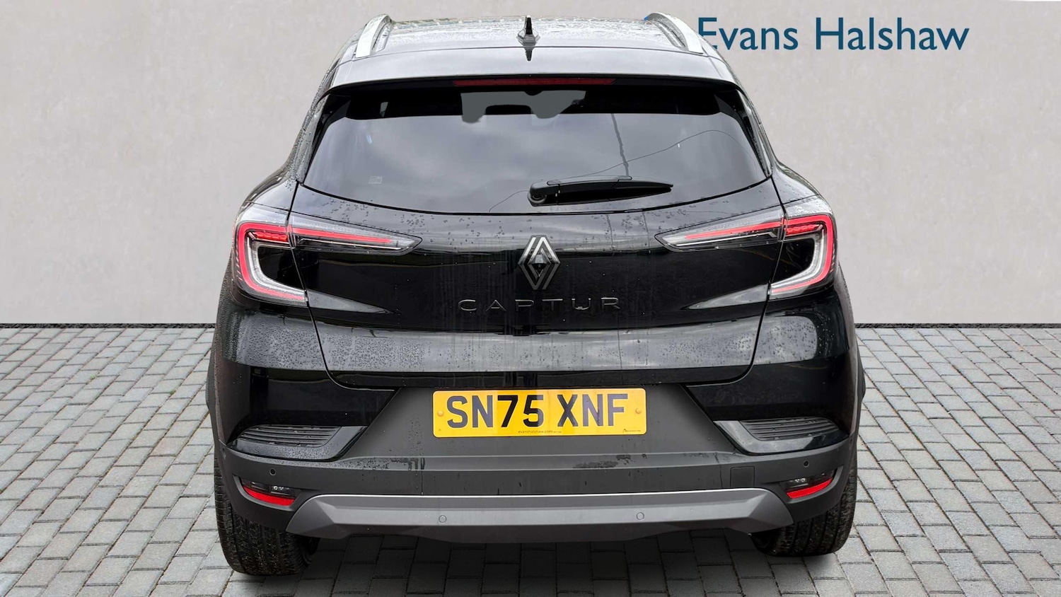 Used Renault Captur for sale - 77861810: Photo 3