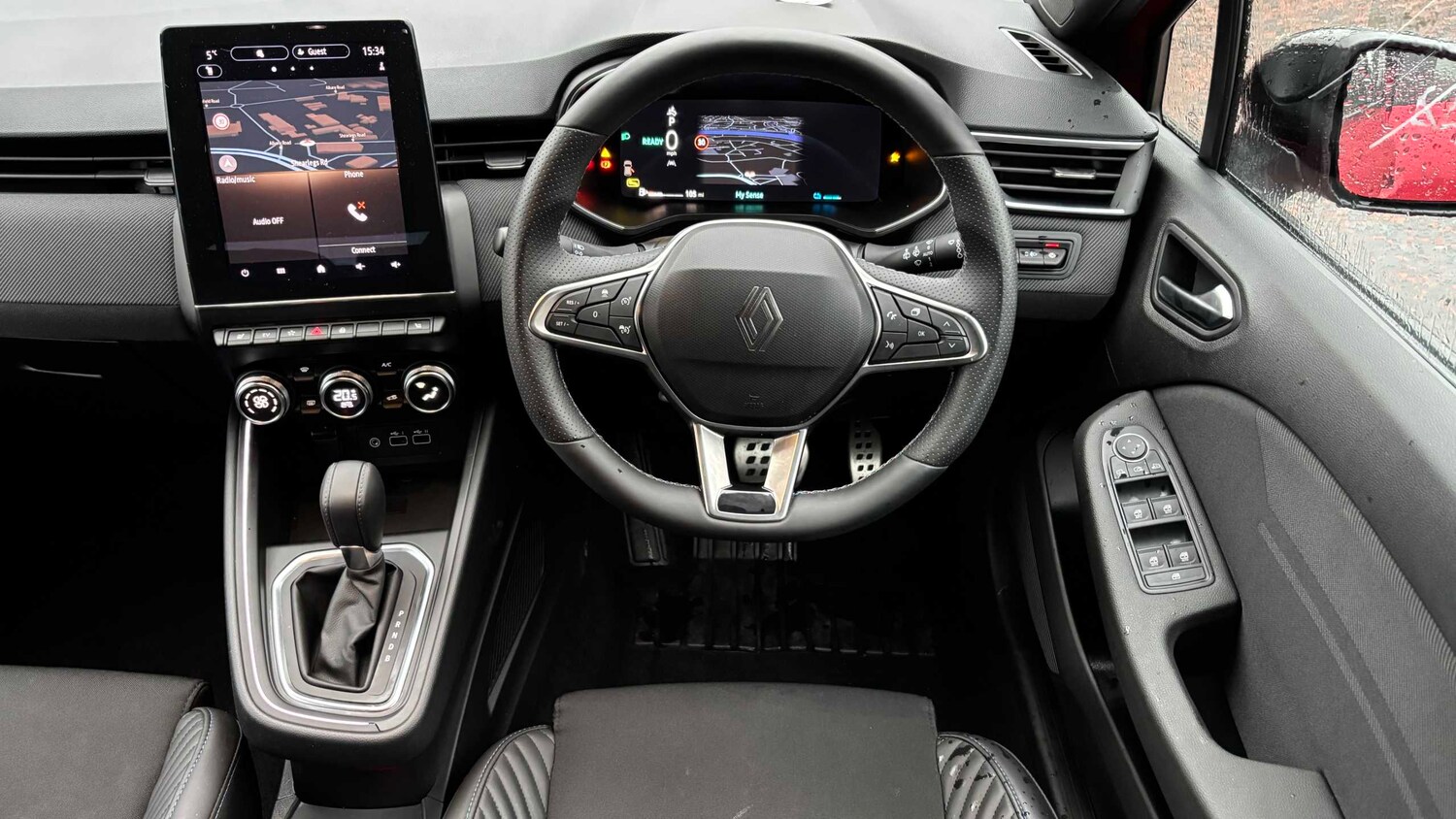 Used Renault Clio for sale - 77857915: Photo 12