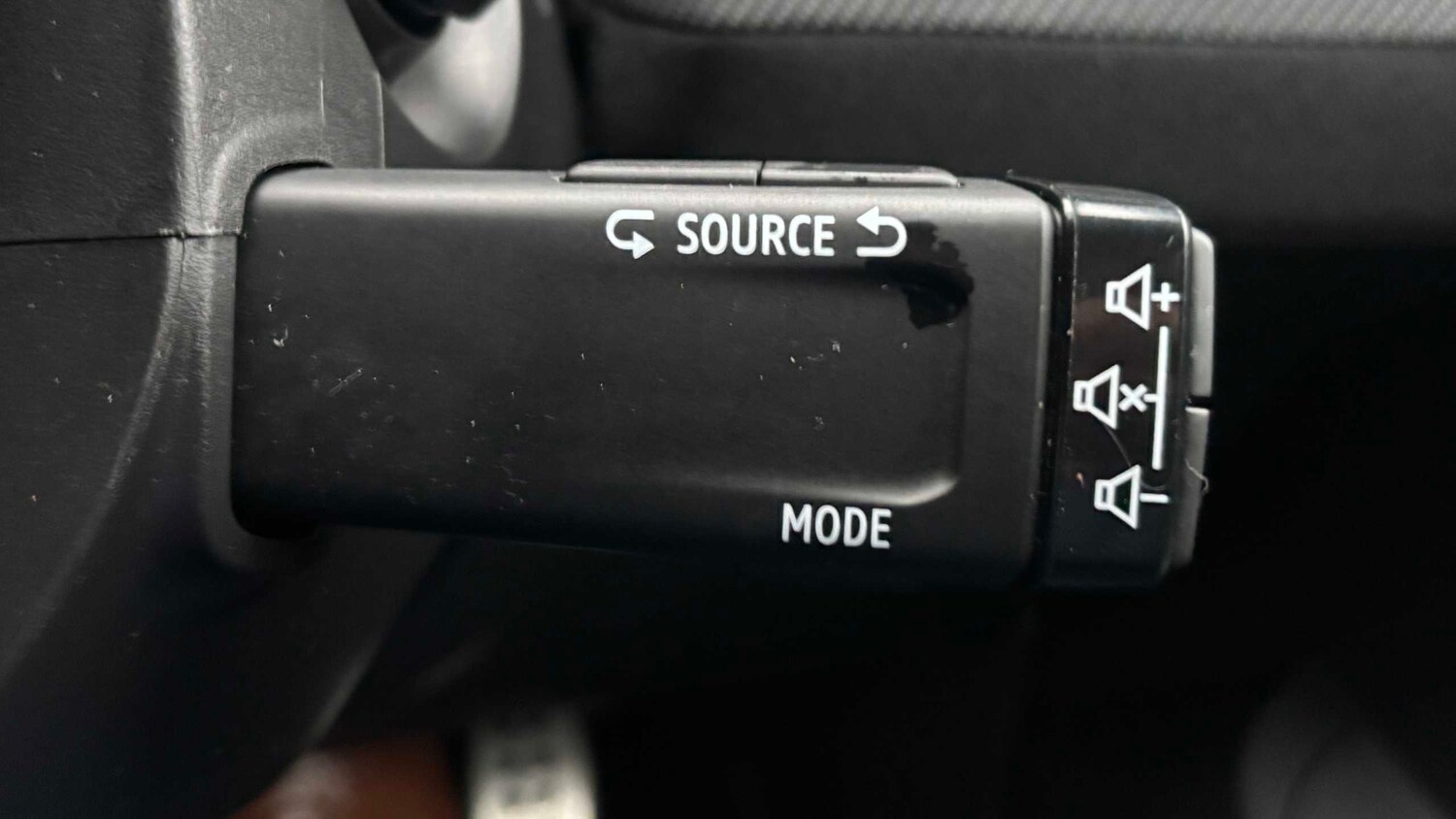 Used Renault Clio for sale - 77857915: Photo 20