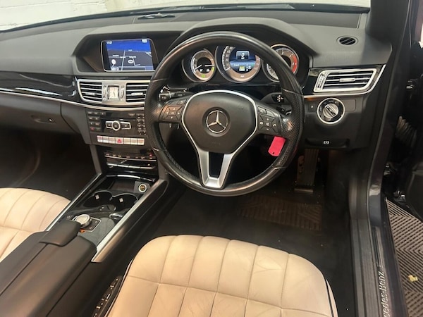 Used Mercedes-Benz E Class 2013 for sale - 76286144: Photo 21