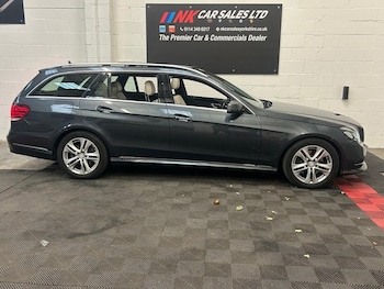 Used Mercedes-Benz E Class 2013 for sale - 76286144: Photo 4