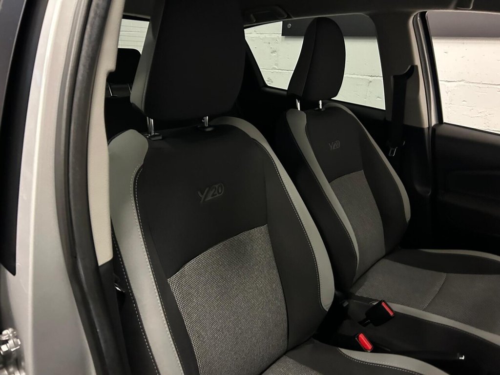 Used Toyota Yaris 2019 for sale - 77421895: Photo 12