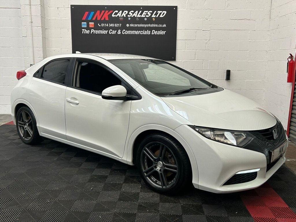 Used Honda Civic 2013 for sale - 76665625: Photo 2