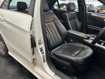 Used Mercedes-Benz E Class 2015 for sale - 78806764: Photo